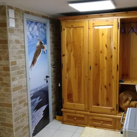 Penzion Monolocale Via Leopardi 3*